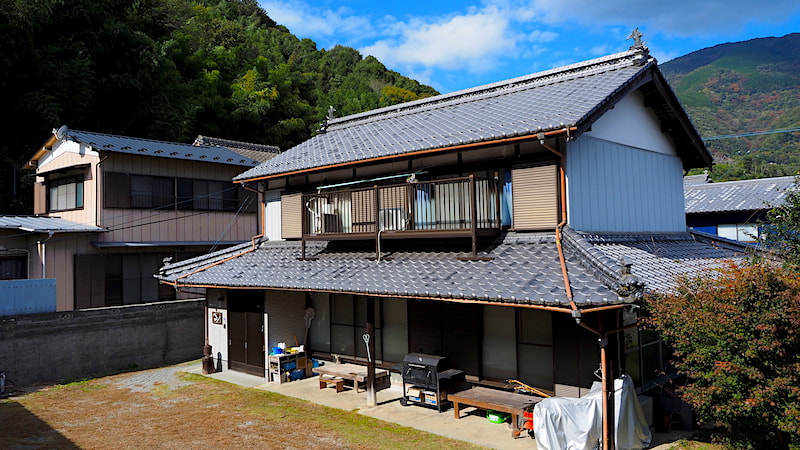 オカエリ拠点 "ヘソキャンプ"